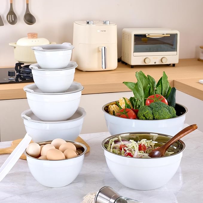 White Mixing Bowls with Lids Set of 7, Stainless Steel Nesting Bowl with Khaki Lid for Non-slip Mixing Prepping Storing Serving, 7 Sizes-7/3.6/2.7/2.1/1.5/1/0.8 QT