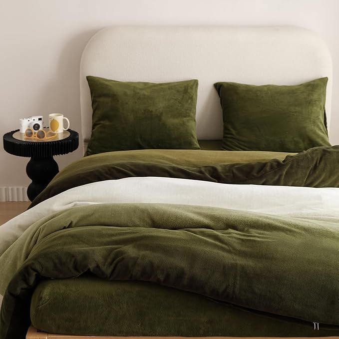 Luxlovery Green Gradient Velvet Comforter Full Fluffy Plush Flannel Bedding Set Full Men Women Army Green White Winter Warm Blanket Quilts Thick Abstract Modern Sherpa Micromink Comforter Set
