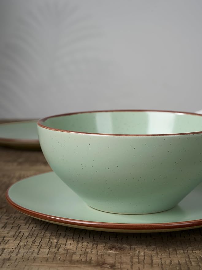 Famiware Venus Ceramic Plates and Bowls Sets, Speckled Dinnerware Dish Sets for 8 (24 Pieces) - Microwave and Dishwasher Safe, Matte Light Green