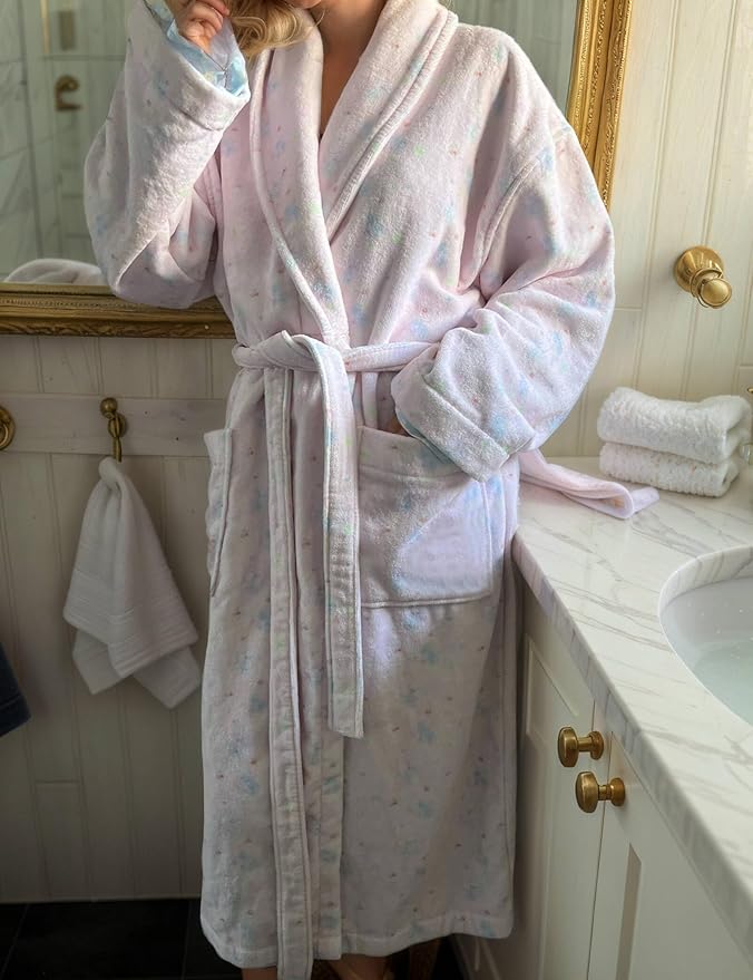 Women Fleece Floral Fruit Print Bathrobe Soft Flannel Lounge Robe Cute Fall Robe Lightweight Warm Gown with Belt