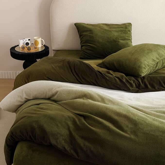 Luxlovery Green Gradient Velvet Comforter Full Fluffy Plush Flannel Bedding Set Full Men Women Army Green White Winter Warm Blanket Quilts Thick Abstract Modern Sherpa Micromink Comforter Set