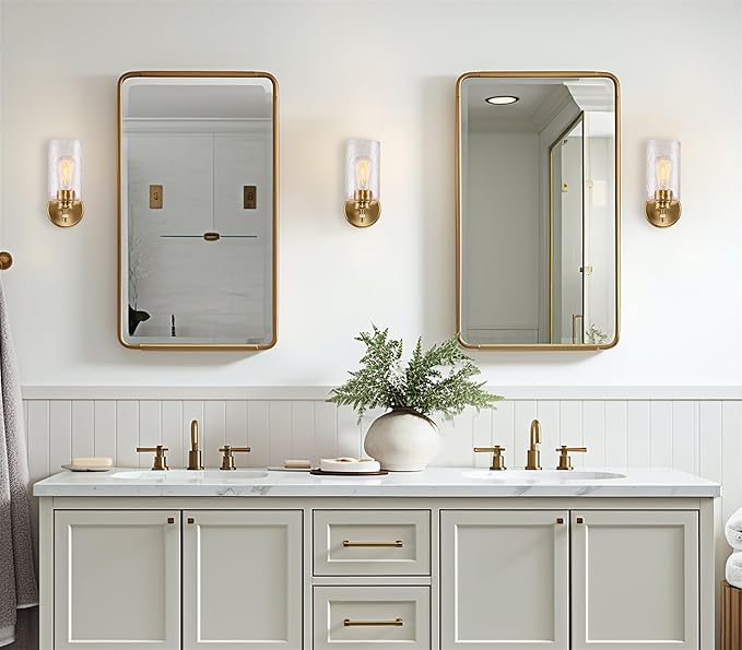 Kira Home Phoebe 10" Modern Wall Sconce/Vanity Light + Clear Hammered Glass Shade, Cool Brass Finish