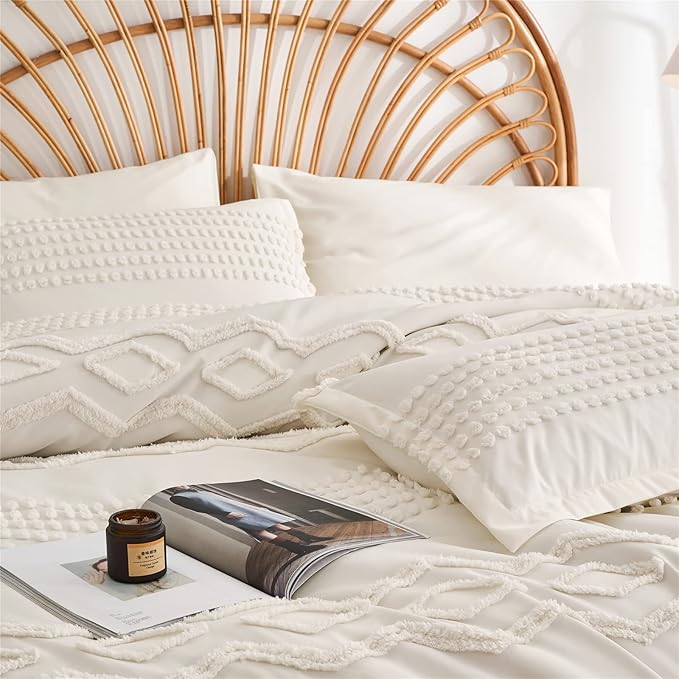 KAKIJUMN White Tufted Comforter Set Queen Size 7 Piece Bed in a Bag, Shabby Chic Boho Comforter and Sheet Set, All Season Soft Microfiber Complete Bedding Set(White,Queen)