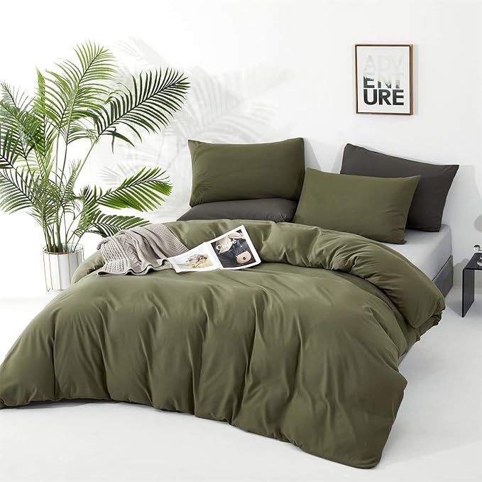 CLOTHKNOW Olive Green Queen Comforter Set 3Pcs Green Bedding Comforter Sets Soft All Season Dark Green Comforter with 2 x Pillow Cases