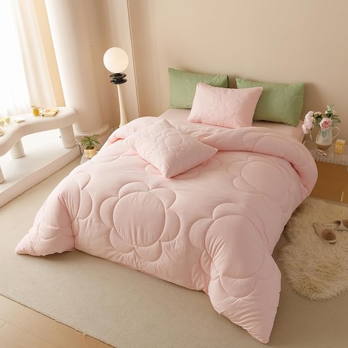 CLOTHKNOW Pink King Size Comforter Set Daisy Puff Bedding Comforter Sets Soft Women Girls Comforter Boho Comforter with 2 x Pillow Cases