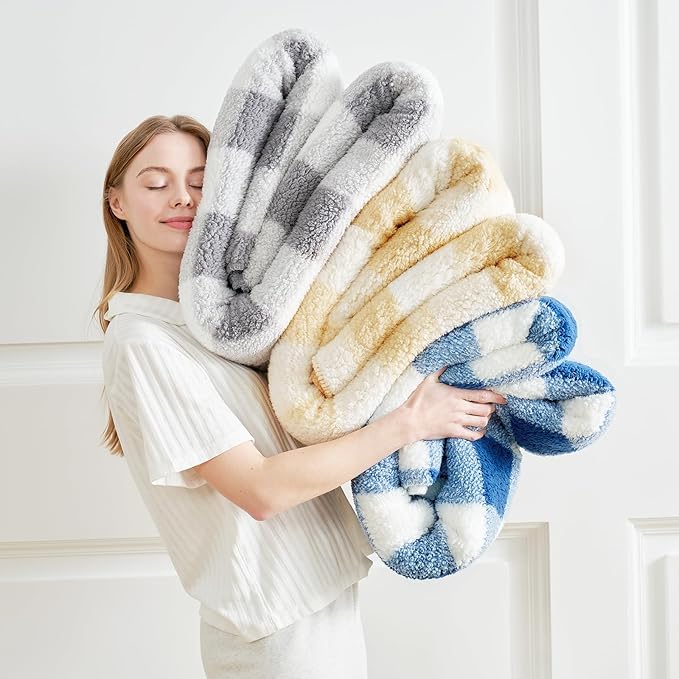 Cozy Bliss Ultra Soft Reversible Double Sherpa Sided Blanket, Buffalo Plaid Throw Blanket Fluffy Thick Warm Plush Fuzzy Blanket for Couch, Bed and Gifts (Light Blue, 50" x 60")