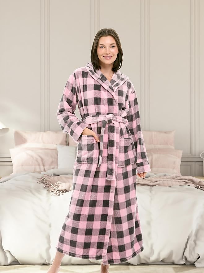Alexander Del Rossa Womens Robe, Long Plush Bathrobe with Hood, Hooded Robes for Women Plus Size Bath Robe