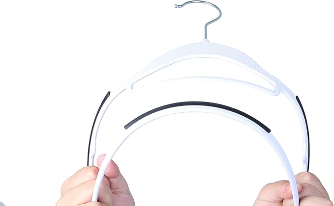 Finnhomy Bar Design Heavy Duty 50 Pack Plastic Hangers, Clothes Hangers with Non-Slip Pads, Great for Shirts, Pants, Scarves, Strong Enough for Coat, White