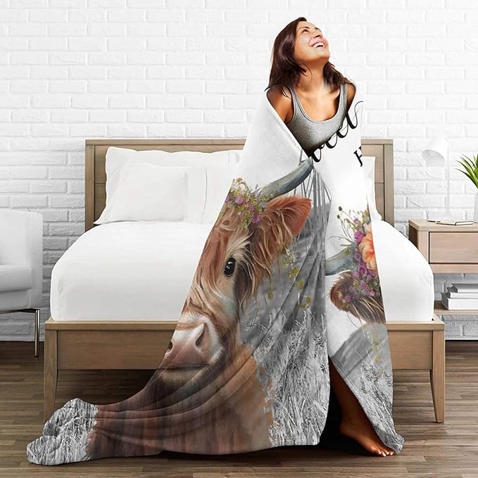 Highland Cow Blanket Soft Cozy Cattle Fleece Plush Throw Blanket Warm Lightweight Cute Farm Animal Stuff Decor Flannel Blanket Gifts for Girls Boys Lovers Adults Women Men Bed Travel 50"x60"