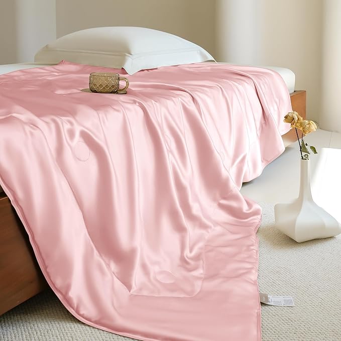 THXSILK Silk Blanket, 100% Mulberry Silk Cooling Throw, Soft and Lightweight Blanket for Bedroom, Sofa, Travel, All-Season (Charming Pink, 53"x70")