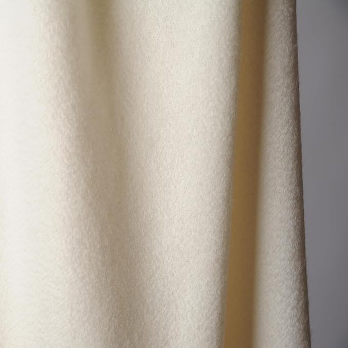 CUDDLE DREAMS Premium Cashmere Throw Blanket with Fringe, Luxuriously Soft (Ivory)