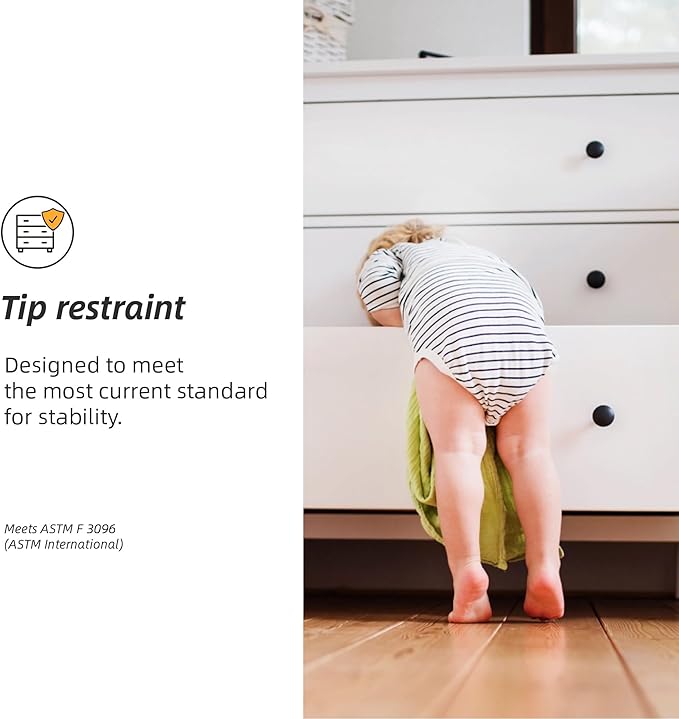 Signature Design by Ashley Lanolee Traditional 5 Drawer Chest for Bedroom, Black