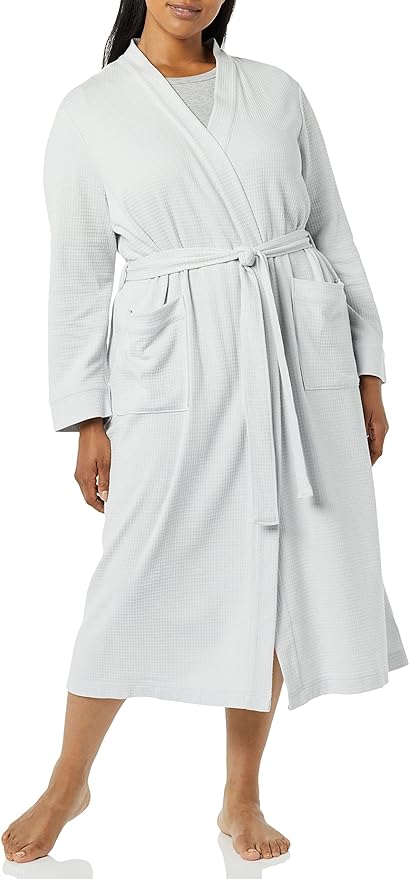 Amazon Essentials Women's Lightweight Waffle Full-Length Robe (Available in Plus Size)