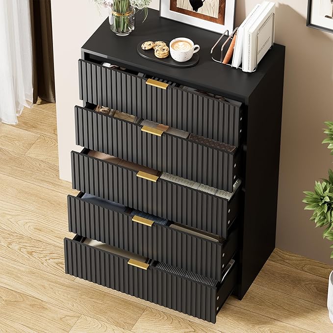 Black Dresser for Bedroom, Modern Dresser with 5 Drawers and Smooth Slides, Wide Chest of Drawers with Golden Handles for Bedroom, Living Room, Closet, 15.7" D x 31.5" W x 47.2" H
