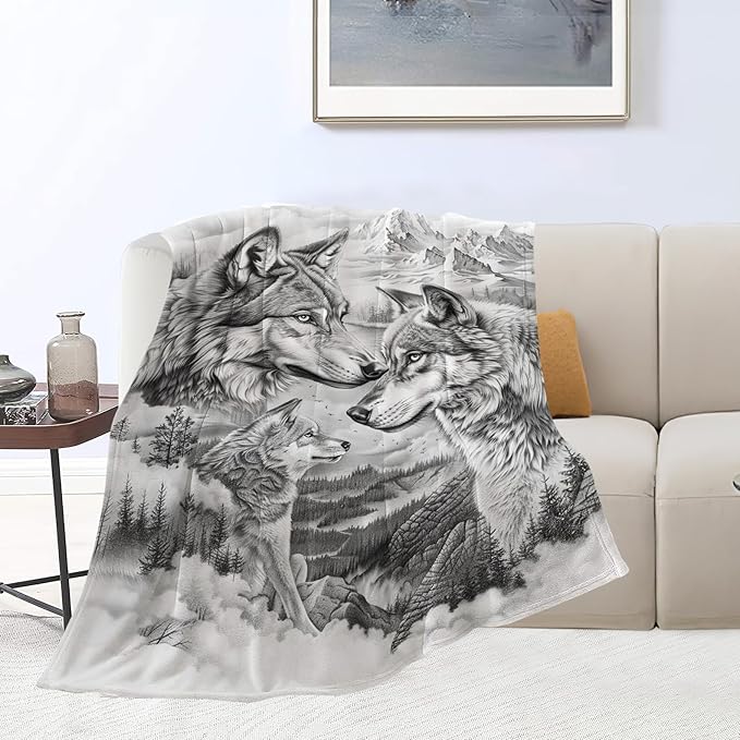 Wolf Blanket Wolfs Throw Blankets Cozy Fleece Flannel Gray and White Blanket Bedding Wolf Stuff Gifts for Men Women Boys Girls Teens Adults for Couch Sofa Bed Decor 60"X80"