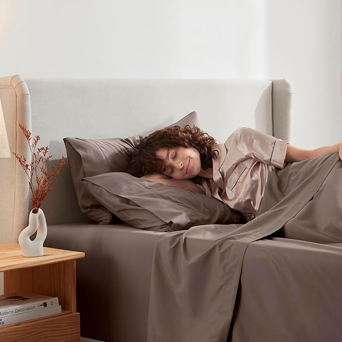 Nestl Split King Sheet Set - 1800 Ultra-Soft Microfiber Bed Sheets - Double Brushed - Deep Pockets - Easy Fit - 5 Piece Set - Bed Sheets & Pillowcases (Split King Size, Chocolate Brown)