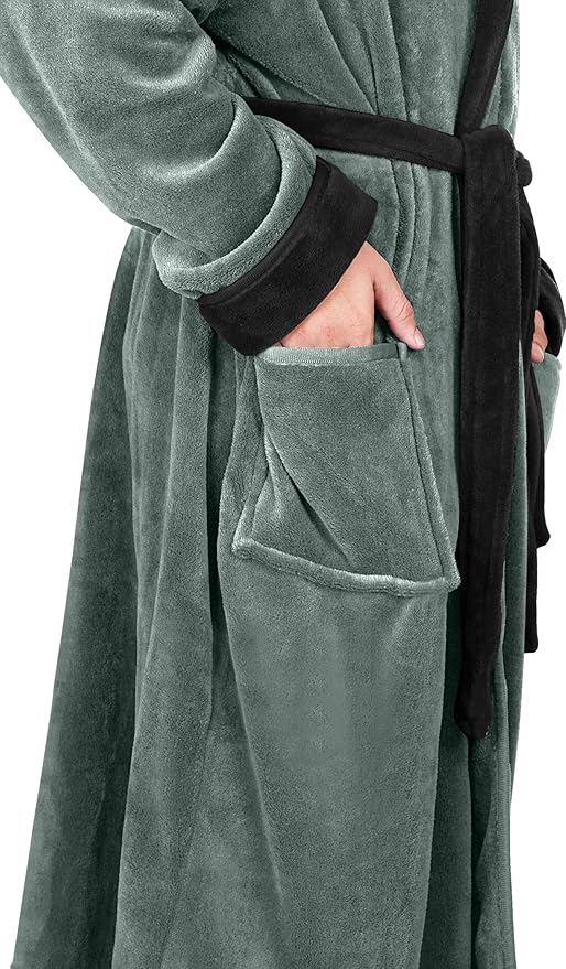 NY Threads Mens Robe with Hood, Luxury Plush Fleece Hooded Mens Bathrobe, Spa Bath Robe for Men