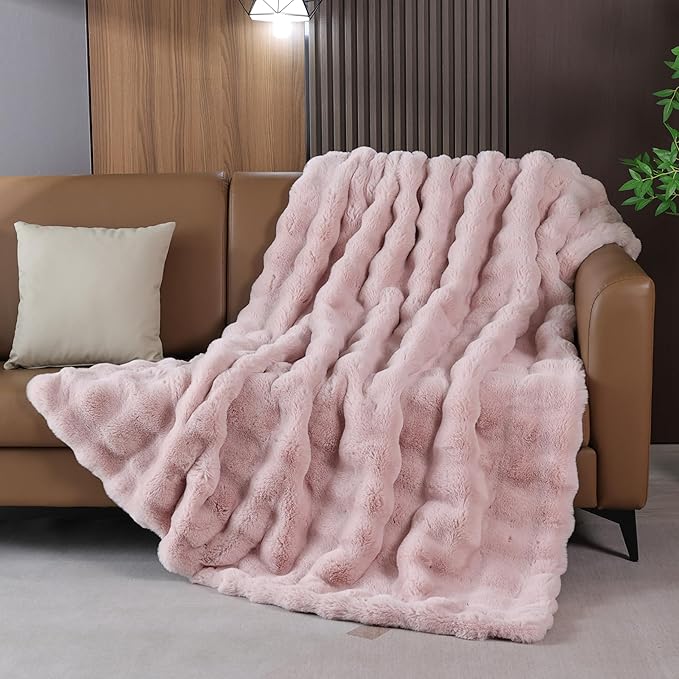 Fluffy Pink Fuzzy Throw Blankets for Sofa Bedroom Living Room Faux Fur Rabbit 60x80 Decorative Cozy Throw Blanket for Couch Apartment Decor 860 GSM