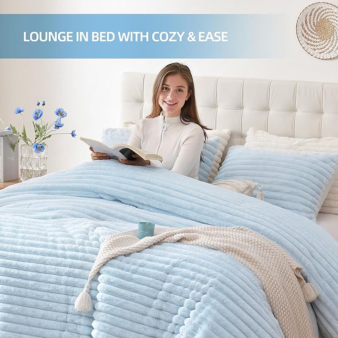 Smoofy Fluffy Queen Size Comforter Set 3 Pieces - Light Blue Fleece Fluffy Comforter Set, Luxury Fuzzy Queen Bedding Set, Soft Warm Bed Set All Season, Heavy Faux Fur Comforter with 2 Pillow Cases