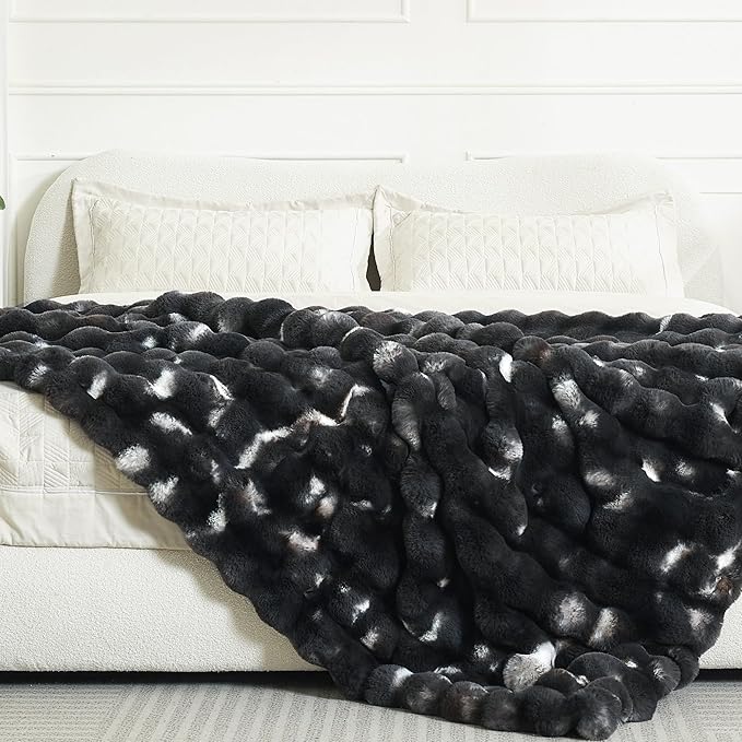 Ultra Plush Bubble Faux Rabbit Fur Blanket – 950GSM Thick Fluffy Throw Blanket for Bed, Couch, Sofa, or Gift, 50" × 60", Tie-dye Black