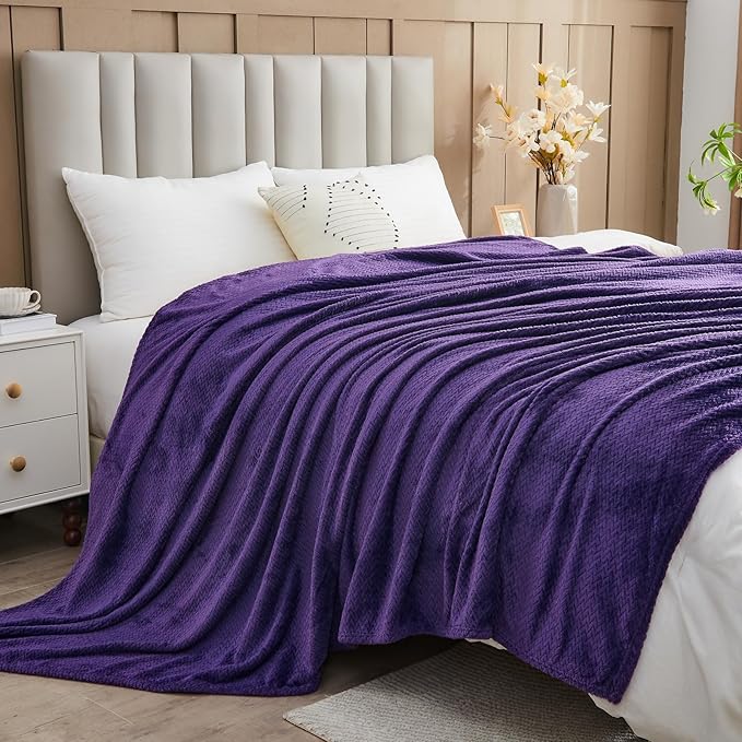 NEWCOSPLAY Super Soft Twin Blanket Dark Purple Premium Silky Flannel Fleece Leaves Pattern Lightweight Bed Blanket All Season Use (Dark Purple, Twin(60"x80"))