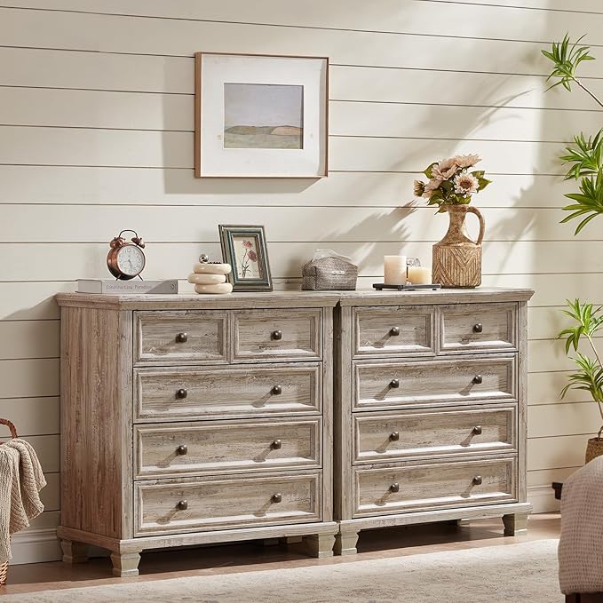 Farmhouse 5 Drawer Dresser for Bedroom, 33 Inch Tall Vintage Wood Chest of Drawers, Rustic Small Dressers w/Square Wooden Legs, Mid-Century Storage Organizer for Living Room, Grey