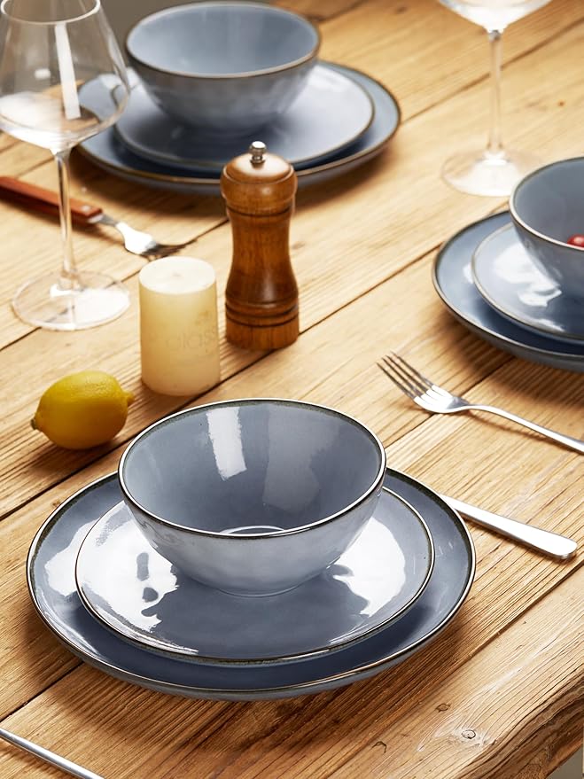 Famiware Dinnerware Sets for 4, Ocean Round 12-Piece Kitchen Plates and Bowls Sets, Reactive Glaze, Microwave and Dishwasher Safe, Scratch Resistant, Blue