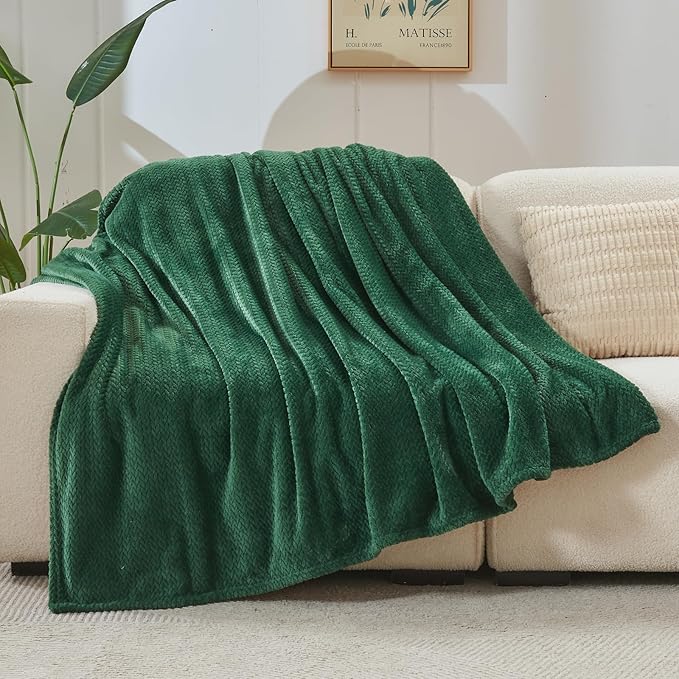NEWCOSPLAY Super Soft Throw Blanket Dark Green Premium Silky Flannel Fleece Leaves Pattern Lightweight Bed Blanket All Season Use (Dark Green, Throw(50"x60"))