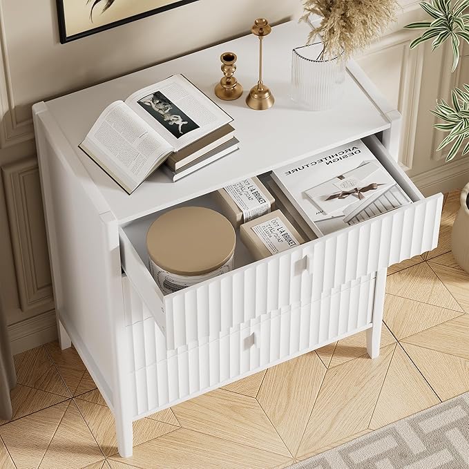 White 4 Drawer Dresser, 31.5" Wide White Modern Dresser with Fluted Front & Metal Handles for Bedroom, Living Room