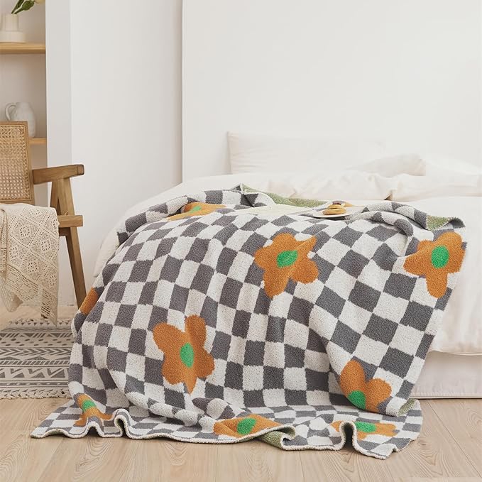 YIRUIO Checkered Throw Blankets Checkerboard Chessboard Warmer Comfort Super Soft Shaggy Cozy Decor for Home Bed Couch (Orange Floral, 51''x63'')