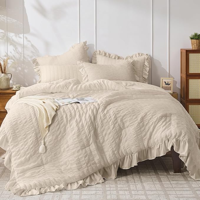 JOLLYVOGUE Beige Comforter Full Size, 3 Pieces Seersucker Lightweight Full Size Bedding, All Season Fluffy Microfiber Bedding Comforter Set with 1 Ruffle Comforter and 2 Ruffle Pillowshams