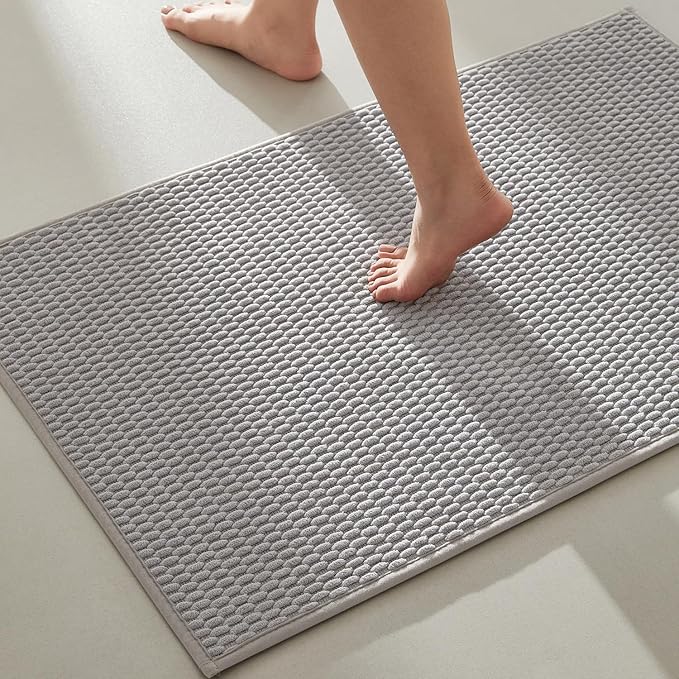 Bathroom Rugs Non Slip Washable, Super Absorbent Thin Bath Mat Quick Dry Low Pile Bathroom Rug, Light Grey 24"x36"