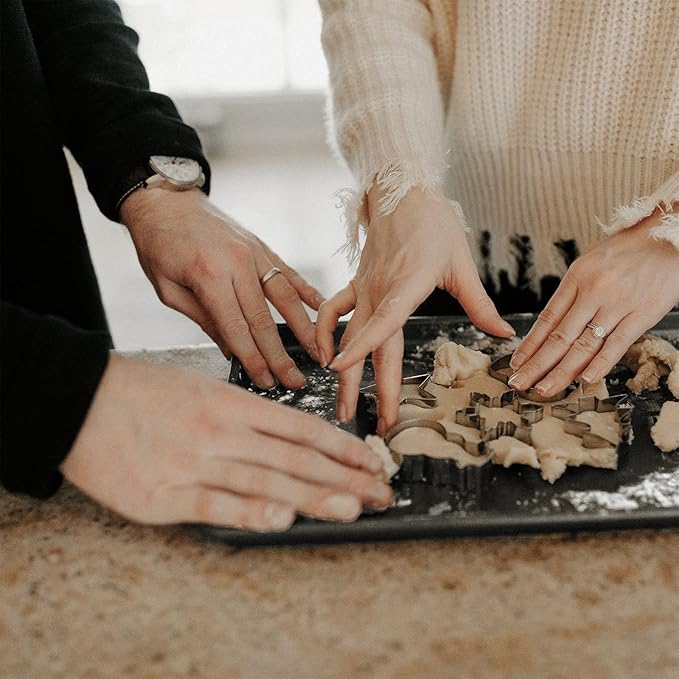 10.9-Inch Nonstick Baking Sheets & Cookie Trays for Oven, 2-Pack PFOA Free Baking Pans Set, Toaster Oven Pans (Black)