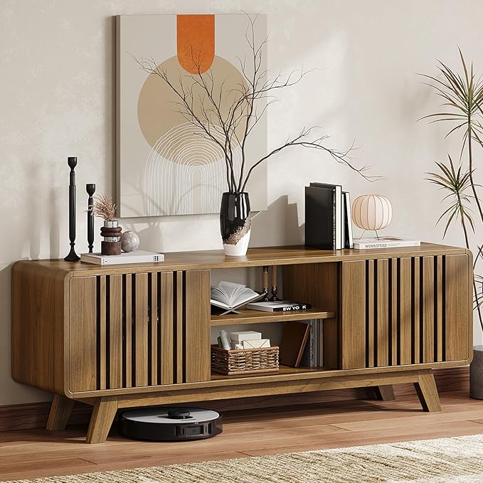 63-Inch TV Stand for TVs up to 75 Inch, Mid-Century Modern Television Stand with Power Outlet， Entertainment Center with Sliding Grille Door Cabinets and Open Shelves for Living Room, Oak