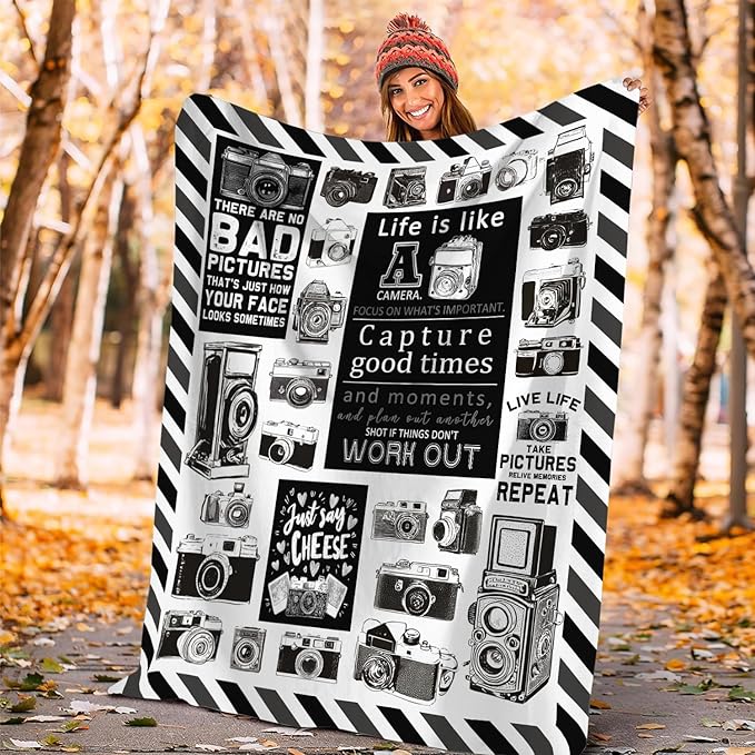 Yibuda Retro Camera Blanket Photography Flannel Plush Throw Blanket Cozy Black White Decor Fleece Stuff Blanket Gifts for Lover Girls Boys Kids Adults Women Bed Travel 60"x80"