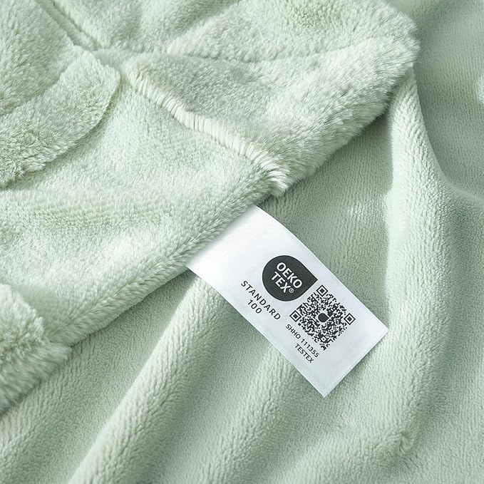 Cozy Bliss Checkered Large Faux Rabbit Fur Sage Green Twin Bed Blanket, Soft Fuzzy Fluffy Minky Furry Blankets for Couch, Bed, Adults (60 * 80 Inches Light Green)