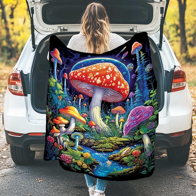 Mushroom Throw Blanket, Mushroom Gifts for Women Men, Soft Hippie Cottage Core Room Decor, Lighweight Flecce, 50x60 inches, 310 GSM, No Pilling, Single Sided Printed