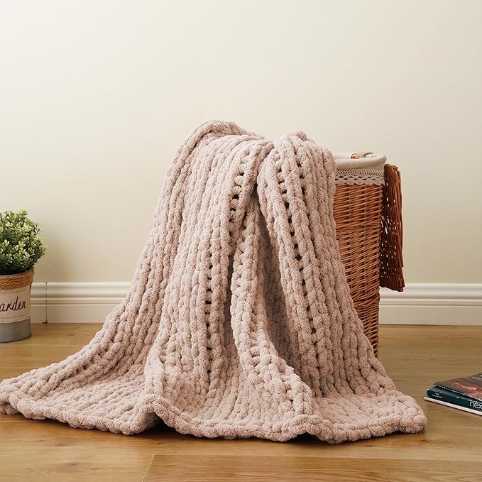 Battilo Chunky Knit Throw Blanket, Soft and Thick Chenille Throw Blanket, 50"x60" Handmade Cable Knit Crochet Blanket, Large Rope Knot Throw Blankets for Couch Sofa Bed Home Decor, Pink