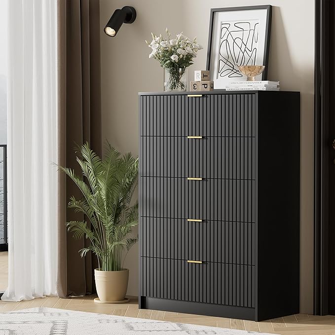 Black Dresser for Bedroom, Modern Dresser with 5 Drawers and Smooth Slides, Wide Chest of Drawers with Golden Handles for Bedroom, Living Room, Closet, 15.7" D x 31.5" W x 47.2" H