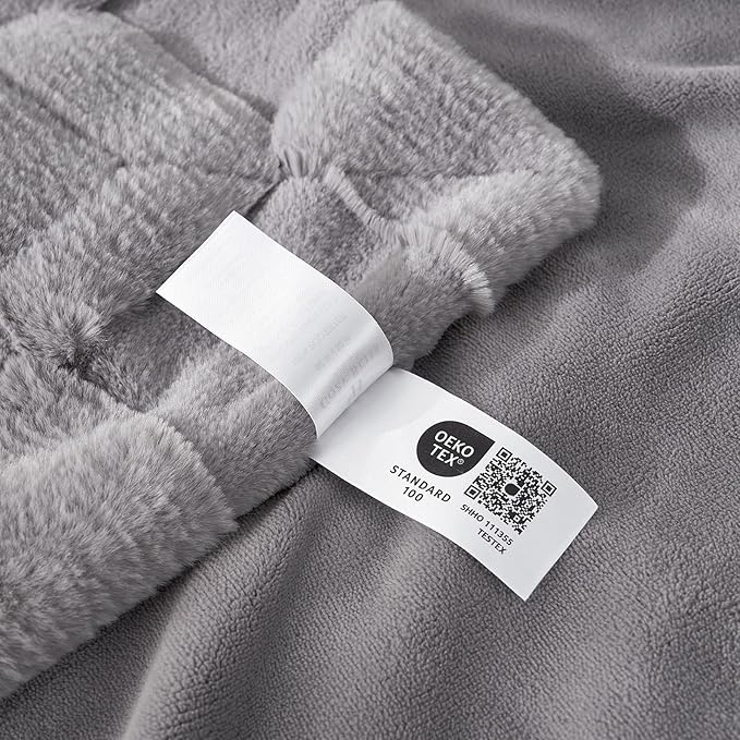 Cozy Bliss Checkered Large Faux Rabbit Fur Grey Twin Bed Blanket, Soft Fuzzy Fluffy Minky Furry Blankets for Couch, Bed, Adults (60 * 80 Inches Light Grey)