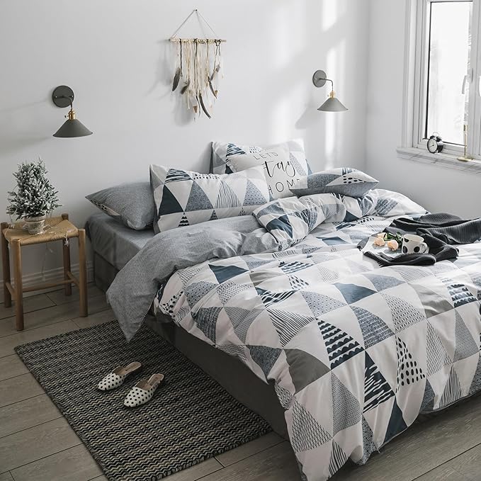 mixinni Comforter King Size Fluffy Modern Style Geometric Grayish Blue Triangle Patterned Comforter Set for All Season 3 Pieces 1 Soft Comforter with 2 Pillow Shams