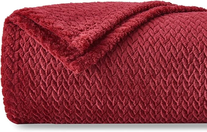 NEWCOSPLAY Super Soft Queen Blanket Red Premium Silky Flannel Fleece Leaves Pattern Lightweight Bed Blanket All Season Use (Red, Queen(90"x90"))