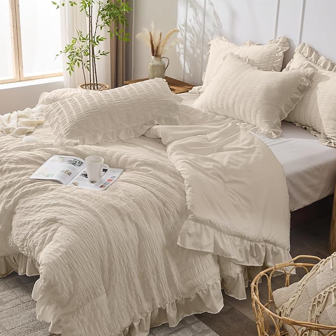 JOLLYVOGUE Beige King Comforter Set, 3 Pieces Seersucker Comforters King Size, Lightweight & Fluffy Bedding Sets for All Season with 1 Ruffle Comforter and 2 Ruffle Pillowshams