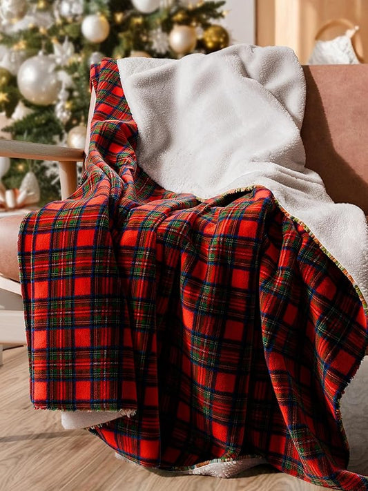 Christmas Sherpa Blanket Throw Size - Reversible Sherpa Fleece Blanket - Super Soft Double Sided Throw for Bed, Sofa, Couch - Thick, Warm, Cozy & Plush - Xmas Winter Bedding - Christmas Tartan, 50x60