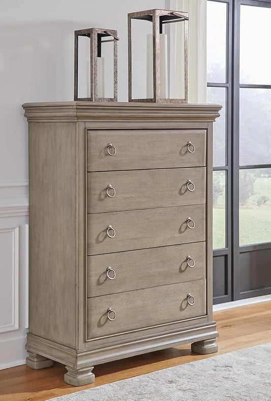 Signature Design by Ashley Lexorne Traditional 5 Drawer Chest with Felt-lined Top Drawer for Bedroom, Gray