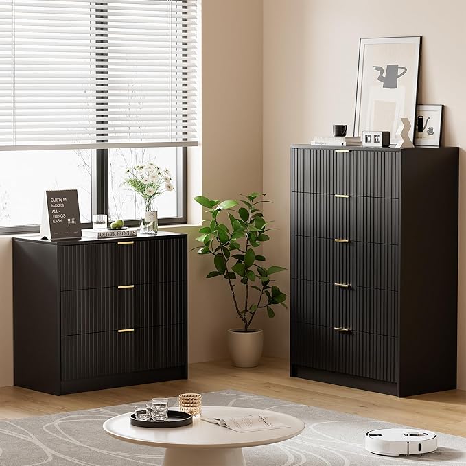 Black Dresser for Bedroom, Modern Dresser with 5 Drawers and Smooth Slides, Wide Chest of Drawers with Golden Handles for Bedroom, Living Room, Closet, 15.7" D x 31.5" W x 47.2" H
