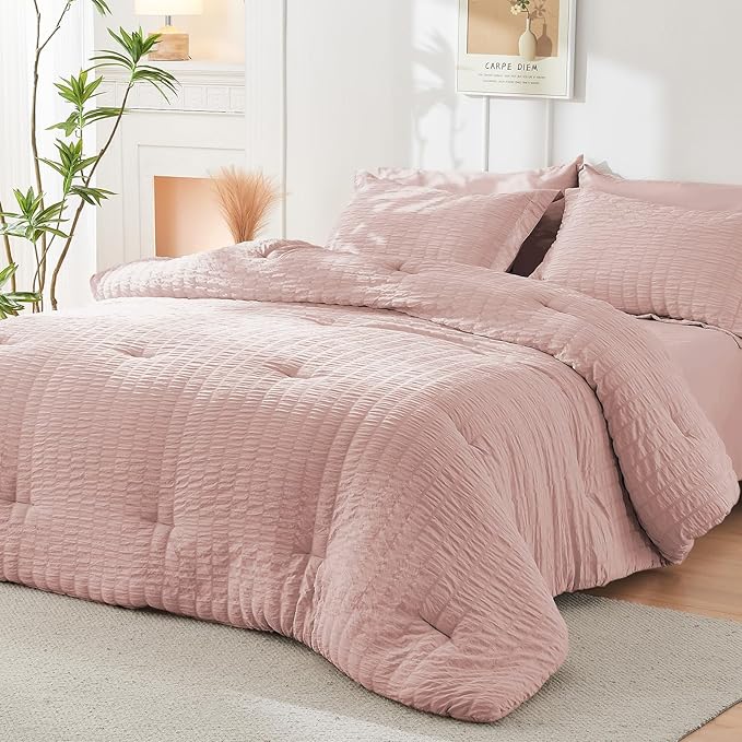 HYMOKEGE Rose Gold King Size Comforter Set Seersucker 7 Pieces, All Season Luxury Bed in a Bag for Bedroom, Bedding Set with Comforters, Sheets, Pillowcases & Shams