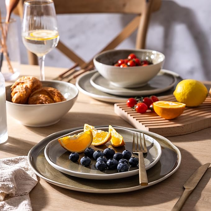 LERATIO Ceramic Dinnerware Sets for 6,Porcelain Plates and Bowls Sets with Wavy Edge,Microwave & Dishwasher & Oven Safe,Light Weight & Scratch Resistant Dishes Sets-Olive Green