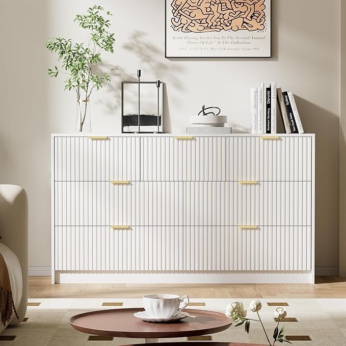 White Dresser for Bedroom, Modern Dresser with 7 Drawers and Smooth Slides, Wide Chest of Drawers with Golden Handles for Bedroom, Living Room, Closet, 15.7" D x 55.1" W x 31.4" H