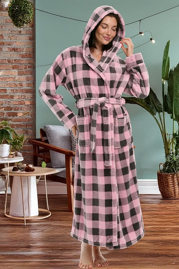 Alexander Del Rossa Womens Robe, Long Plush Bathrobe with Hood, Hooded Robes for Women Plus Size Bath Robe